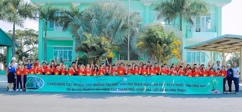 HỌC SINH TRƯỜNG TIỂU HỌC VĨNH THỌ THAM QUAN NHÀ MÁY XỬ LÝ NƯỚC THẢI PHÍA NAM